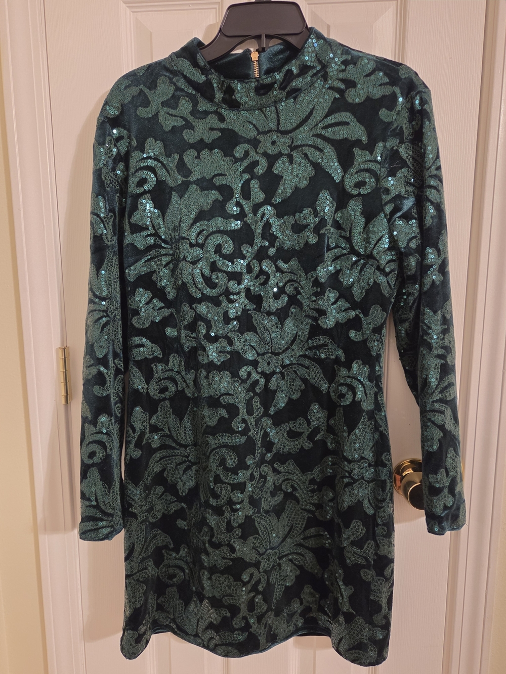 VENUS Emerald Green Sequin Velvet Long Sleeve Dress
